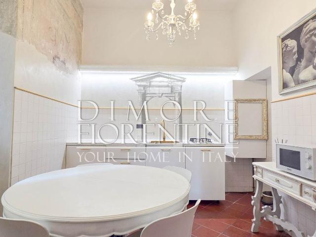 Affitto Appartamento, in zona SANTA MARIA NOVELLA, FIRENZE