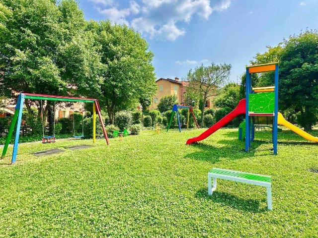 Affitto Appartamento, in zona SORAROLO, MANERBA DEL GARDA