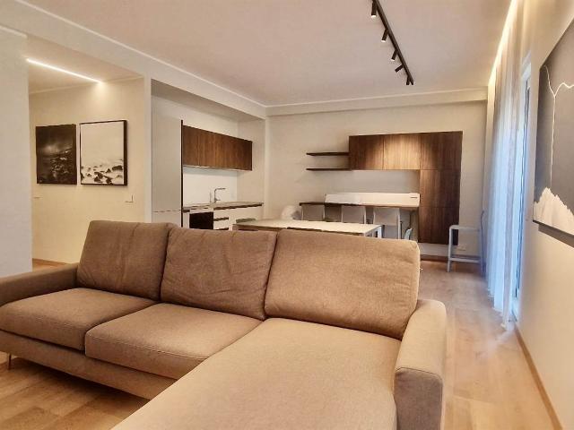 Affitto Appartamento, in zona VIALE XX SETTEMBRE / P.ZZA TRENTO, CATANIA