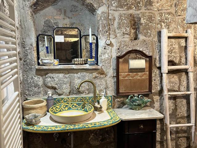 Affitto Appartamento indipendente, TUSCANIA