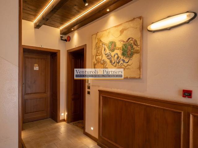 Affitto Bilocale Elegante nel Cuore di Desenzano del Garda