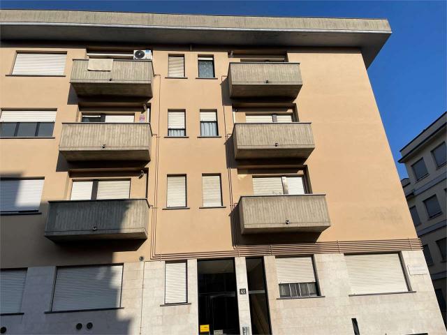 AFFITTO BILOCALE VIALE MONZA