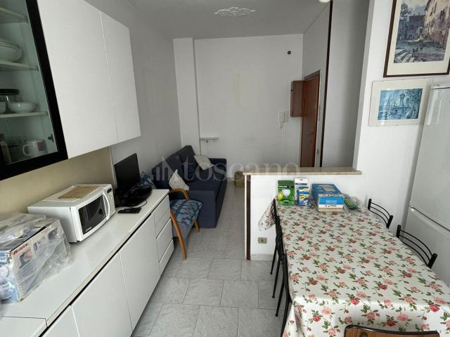 affitto Casa a Corsico in Via Vincenzo Monti, Corsico 38/2025 | Toscano