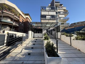 affitto Casa a Roma in Viale dei Colli Portuensi 51/2025 | Toscano