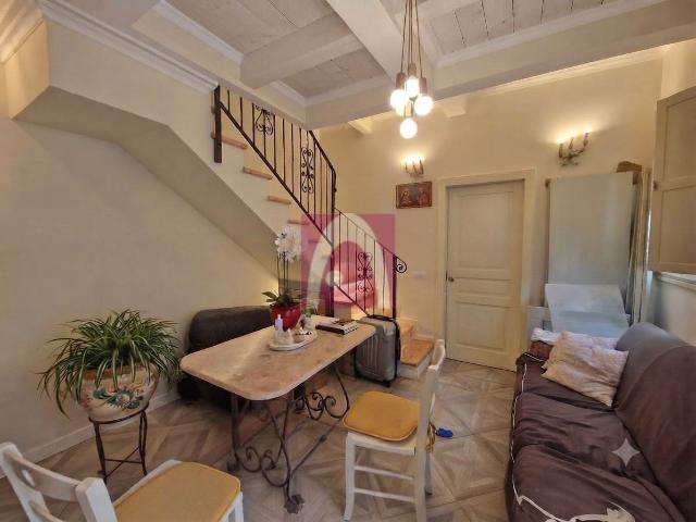 Affitto Casa semi indipendente, in zona CENTRO STORICO, BOLOGNA