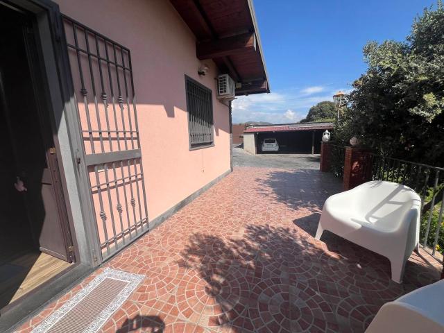 Affitto Casa semi indipendente, SAN GIOVANNI LA PUNTA
