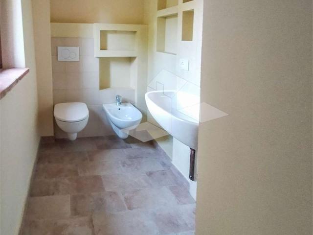 AFFITTO CASA SINGOLA CON 2 APPARTAMENTI RISTRUTTURATI