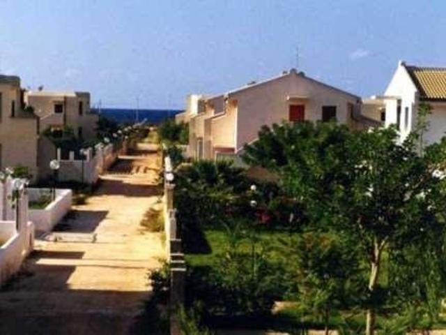 affitto Lungomare Mediterraneo trilocale 80mq