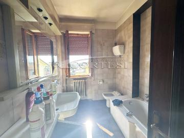Affitto AFFITTATO appartamento con tre camere