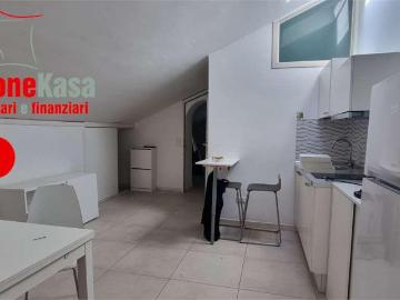 affitto via nazionale delle puglie bilocale 60mq