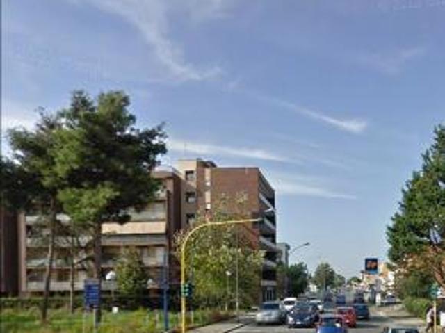 affitto via romagnoli trilocale 85mq