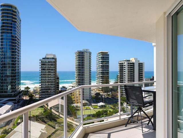 Affordable Main Beach With Sparkling Ocean Views