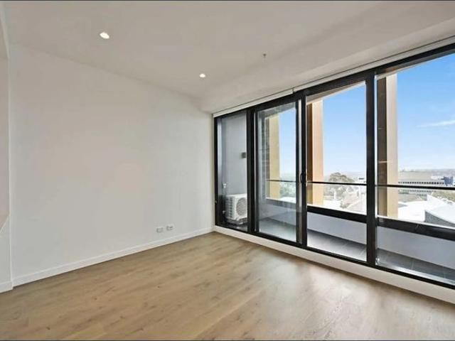 Affordable One bedroom Luxury Apartment in Ivanhoe