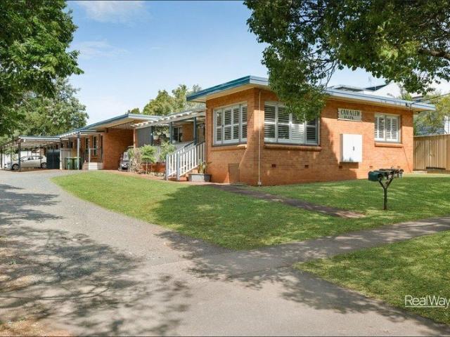 Affordable One Bedroom Unit in Convenient South Toowoomba Location