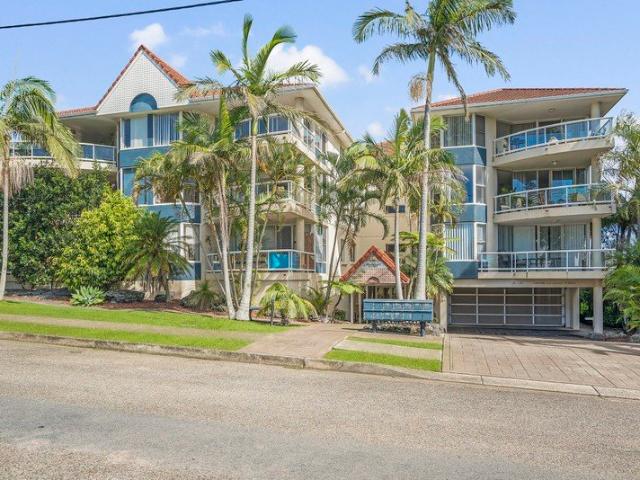 Affordable Apartment In Blue Ribbon Town Beach Location