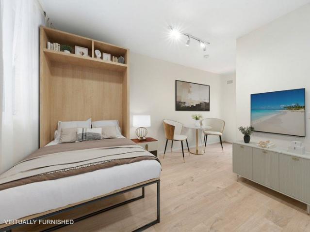 Affordable As Can Be Studio With Courtyard In The Heart of Burwood