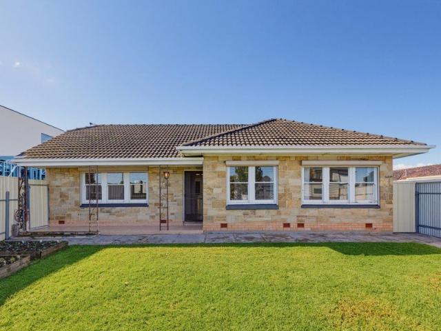 Affordable buying in this near beachside location!