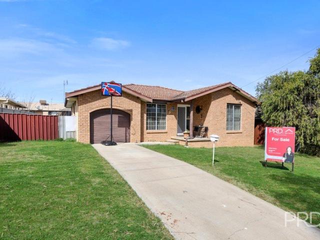 Affordable Brick Home in a Convenient Oxley Vale Location