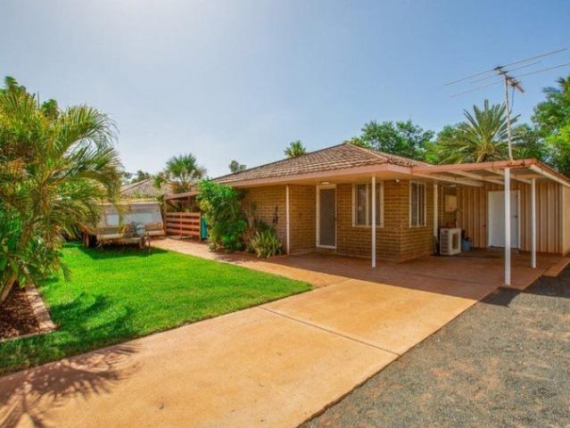 AFFORDABLE BRICK HOME Well Maintained 3x1 Close to CBD
