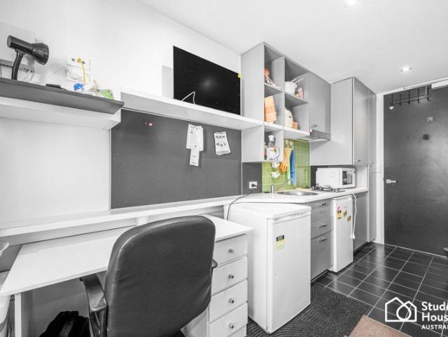 Affordable Carlton Investment Leased Until February 2027 at $360 Per Week Return