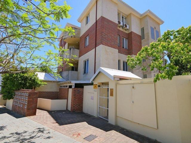 Affordable City Living in East Perth!