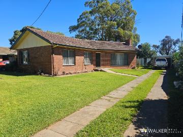 Kyabram, Moira, Victoria, Victoria - Equipped kitchen