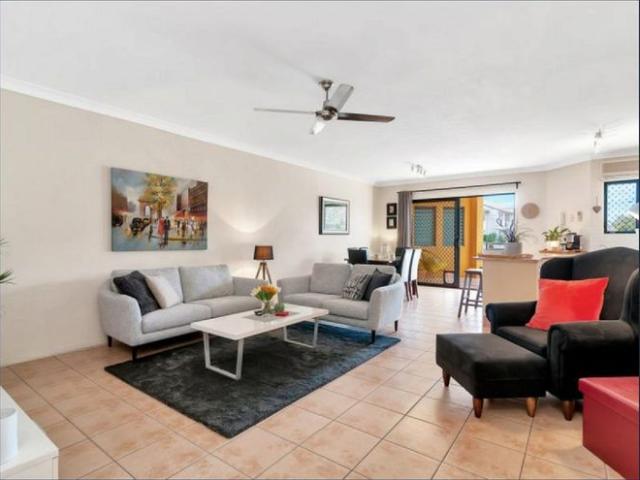 Affordable Coastal Living in Biggera Waters