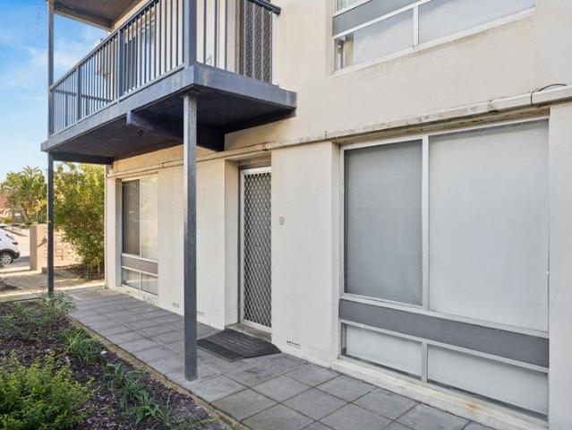 Affordable Coastal Living in Henley Beach