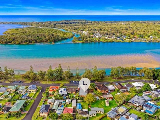 Affordable Coastal Living In The Heart Of North Haven