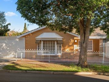 Affordable Entry into Prestigious Linden Park