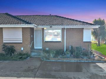 Affordable Entry Level Living !