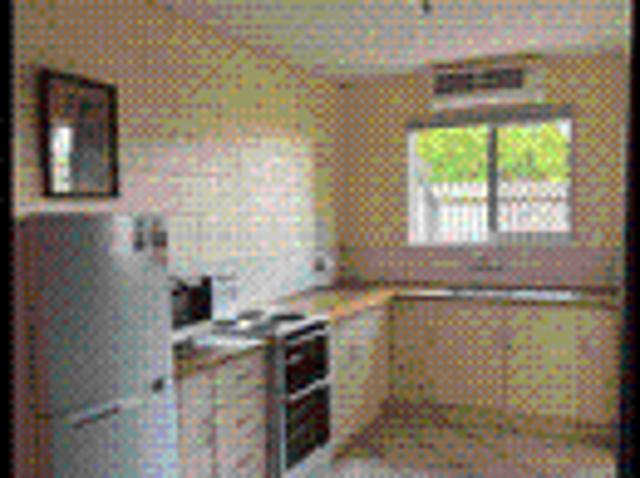 AFFORDABLE FURNISHED TOWN HOUSE IN FANTASTIC LOCATION!
