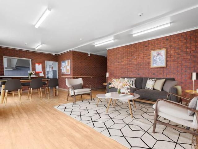 Affordable Furnished Studios in Prime Glen Waverley – All Utilities Included!