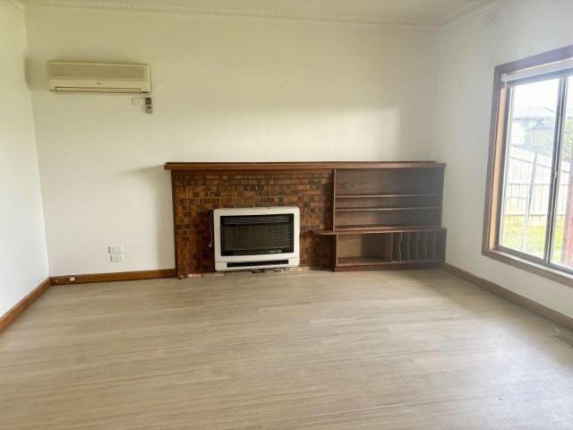Affordable Glenroy Rental Opportunity!