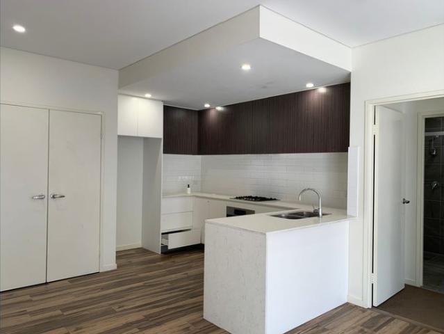 AFFORDABLE HOUSING SCHEME APARTMENT FULL TILES IN LIVING AND DINING