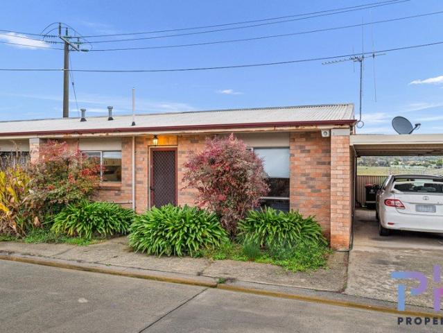 Affordable Investment Opportunity Backing Onto Reserve