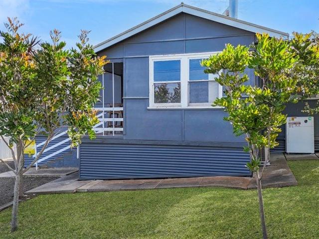Affordable Kingscote Living with Income Potential