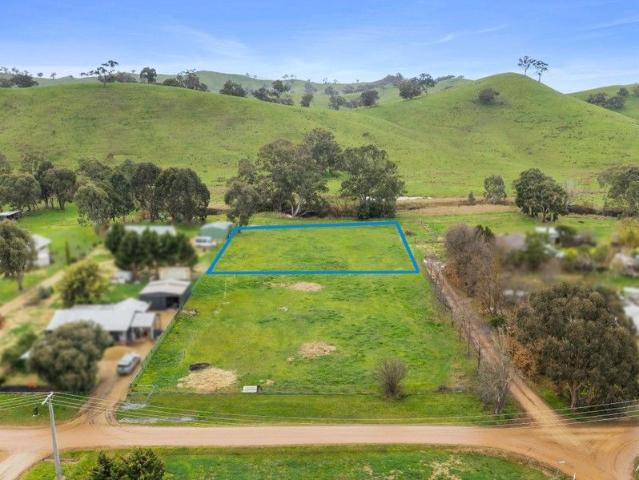 Affordable land with creek frontage. ready to build your new home and enjoy country life!
