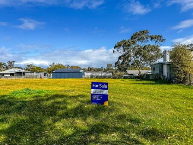 AFFORDABLE LARGE BLOCK IN DARTMOOR!