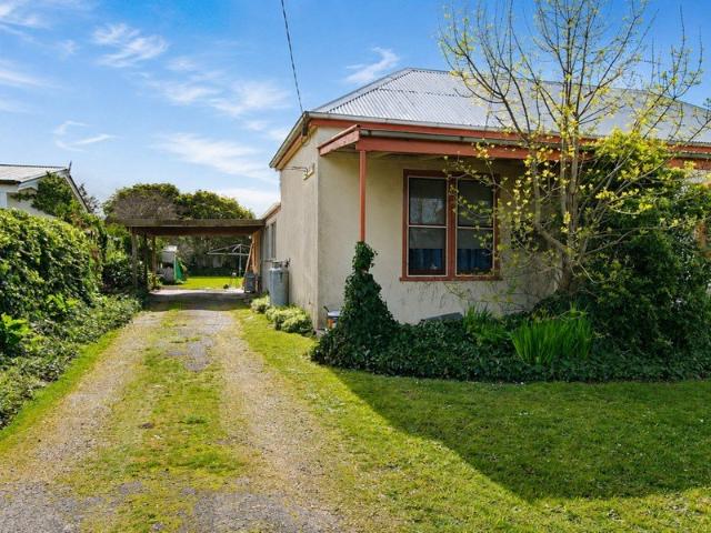 AFFORDABLE LIVING CLOSE TO AMENITIES