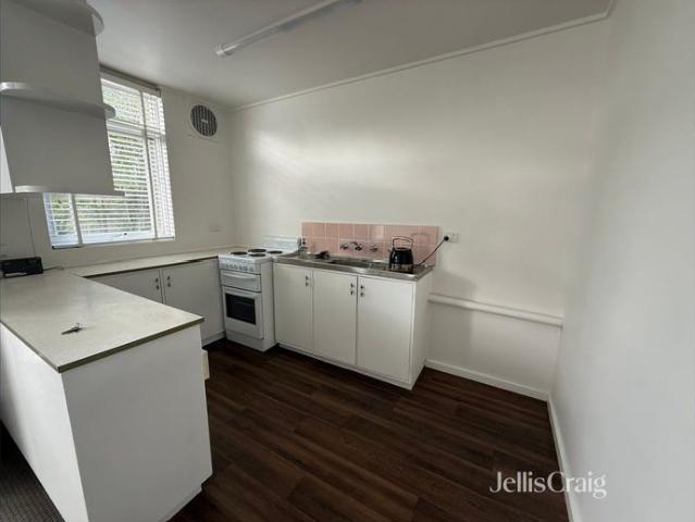 Affordable Living in the Heart of Thornbury!