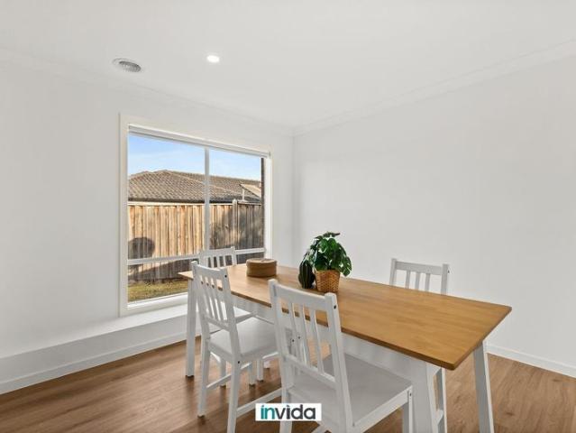 AFFORDABLE LIVING IN WERRIBEE PRIVATE, LOCKABLE ROOM IN MODERN ROOMING HOUSE. APPLY TODAY !