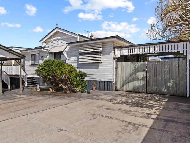 Affordable Living in Centenary Heights