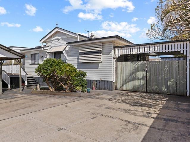 Affordable Living in Centenary Heights