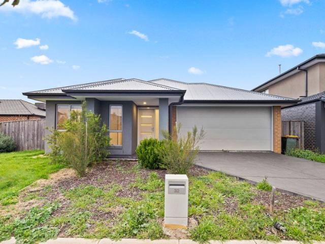 Affordable Living in Prime Point Cook, with access to Saltwater Coast lifestyle Centre