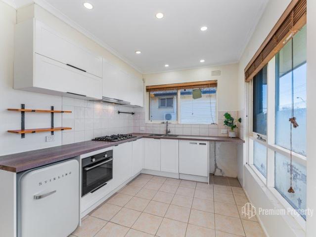 Affordable, Location, Ready to Move in!