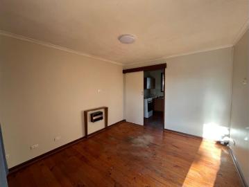 Affordable Low Maintenance 1 Bedroom Unit in Northern Suburbs