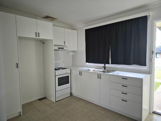 Affordable, Low Maintenance Unit Close to Nowra CBD