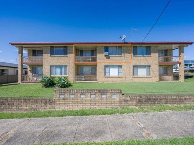 Affordable, Low Maintenance Living in a Flood Free Location