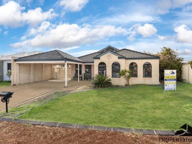 Affordable Practical Family Home Close To Shops And Schools